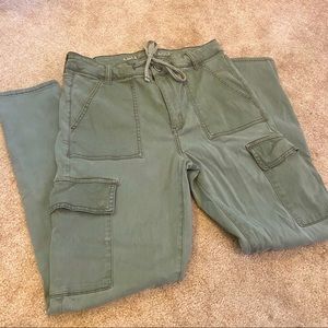 American Eagle High Waisted Olive Green Jegging